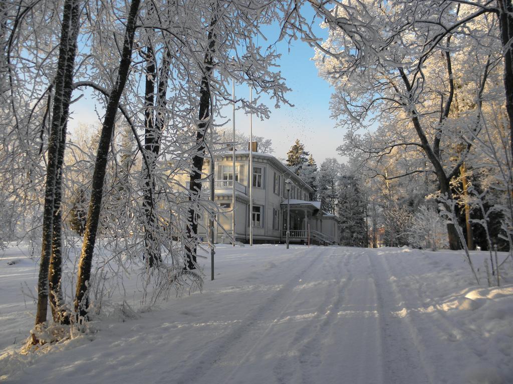 Neitsytniemen Kartano Bed & Breakfast Imatra Exterior photo